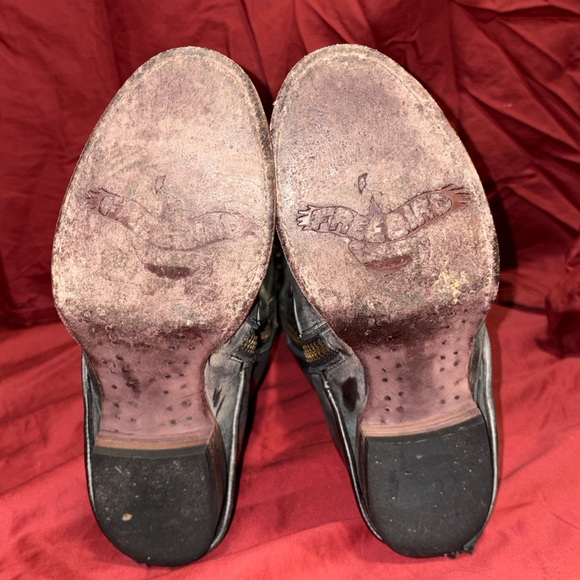 Women’s FreeBird mid calf western style leather boots - Picture 5 of 9